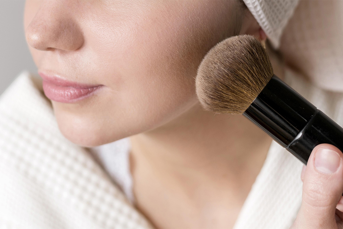 Must Have! 6 Brush Makeup yang Wajib Dimiliki Pemula Berkeluarga