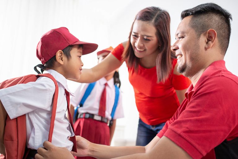 Selamat Hari Anak Nasional! Yuk, Kenali 10 Hak Anak yang ...