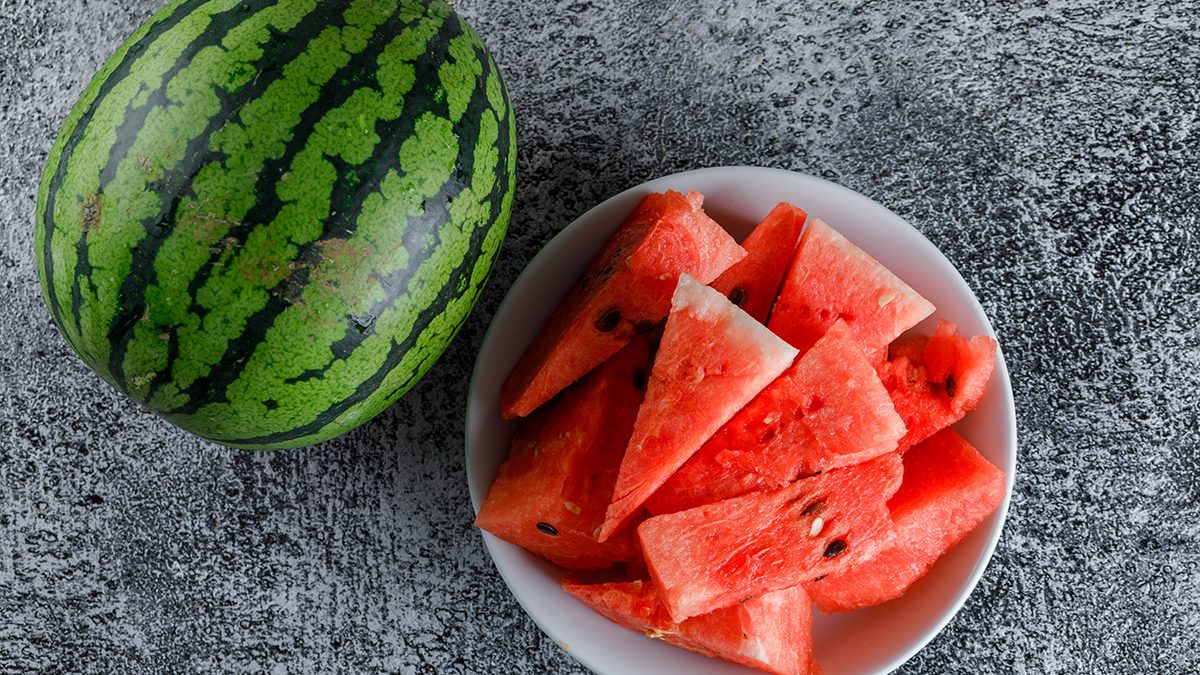 manfaat buah semangka