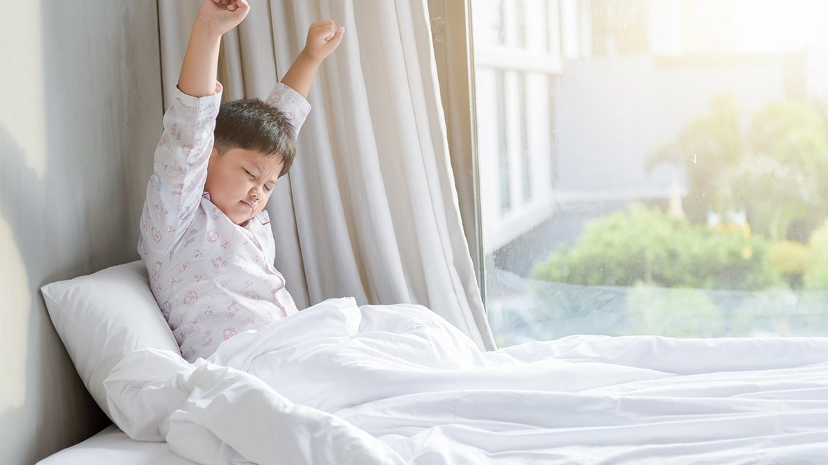 Cara mengajarkan anak bangun pagi