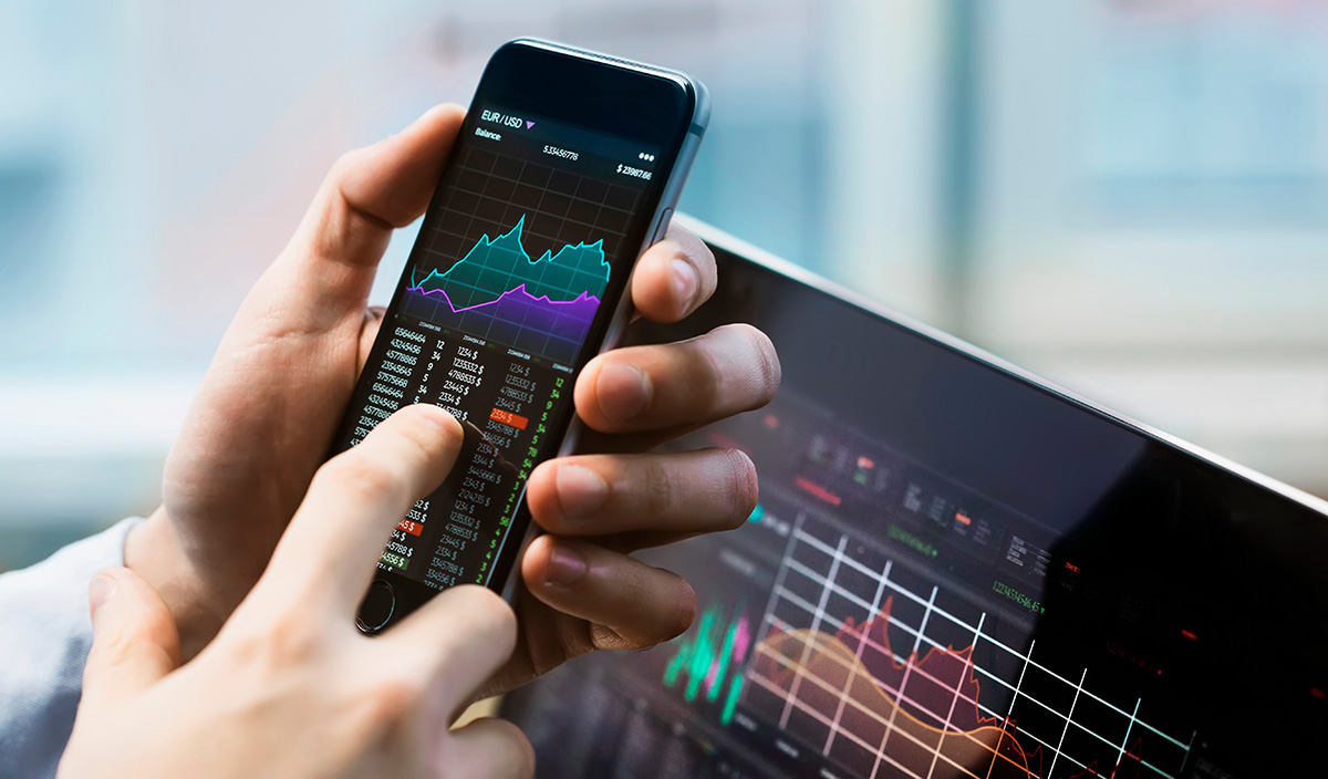 4 Cara Memilih Saham Terbaik Untuk Investor Pemula Berkeluarga<script async src=