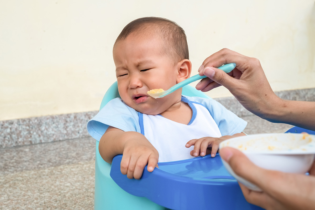 Bayi Tidak  Mau  Makan Begini Cara Mengatasinya Berkeluarga