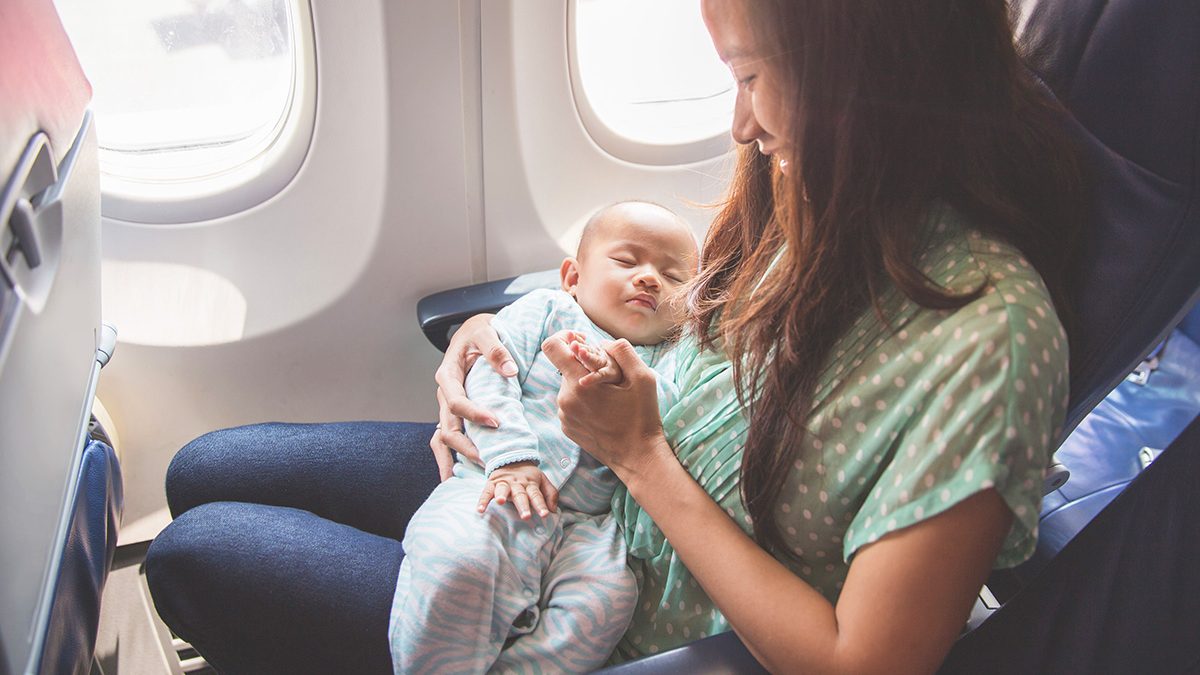 Membawa bayi naik pesawat