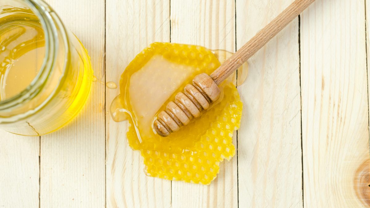 Manfaat clover honey