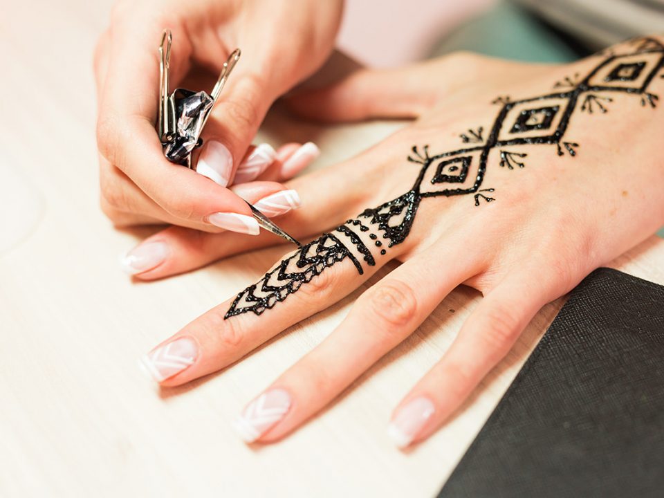 Cara Menghilangkan Henna